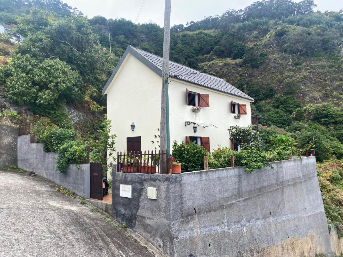 Casa Dias Lägenhet Porto Moniz Exteriör bild